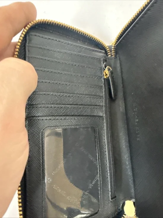 Michael Kors Jet Set Black Wristlet Wallet Zip Around Phone Holder Gold - Picture 3 of 8